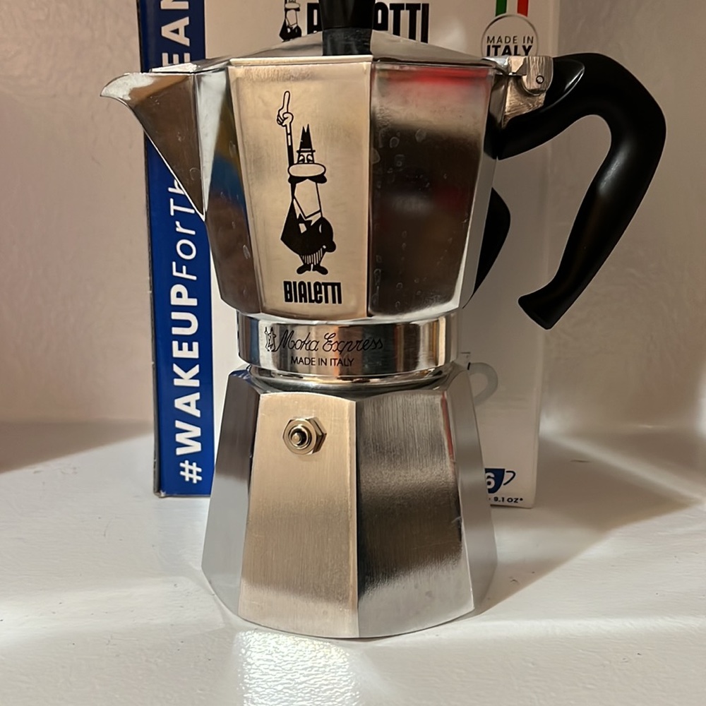 Bialetti Moka Express Espresso Maker